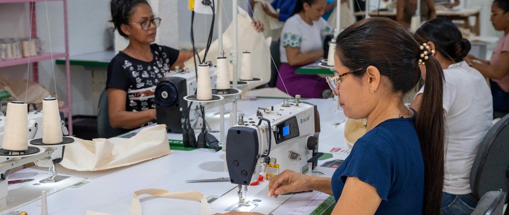 a group of people working in a lab